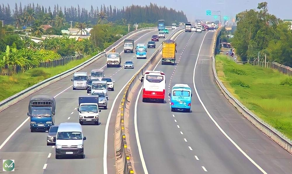 Kỹ năng lái xe trên đường cao tốc chi tiết