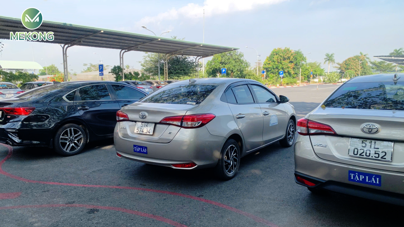 Xe Tot Nghiep Trung tam GDNN Mekong 1360x765 1